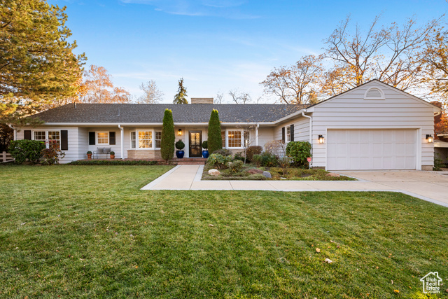 Photo 54 for MLS #2072634 at 2532 E Maywood Dr