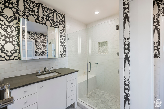 Photo 35 for MLS #2072634 at 2532 E Maywood Dr