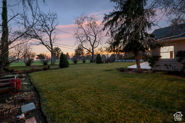 Photo 53 for MLS #2072634 at 2532 E Maywood Dr