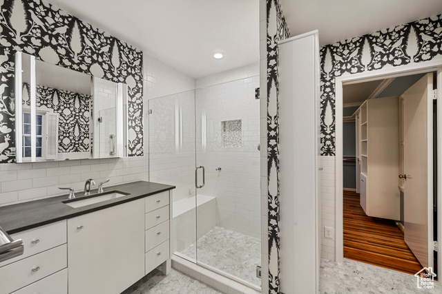 Photo 36 for MLS #2072634 at 2532 E Maywood Dr