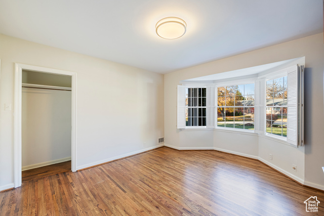 Photo 31 for MLS #2072634 at 2532 E Maywood Dr