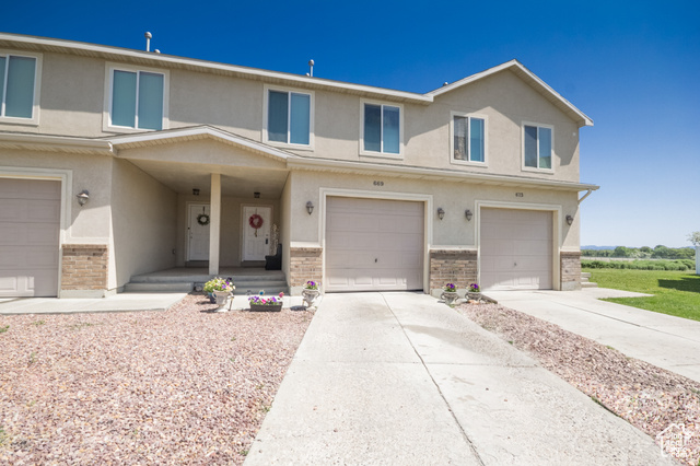 669 E 1375 S, Vernal UT 84078