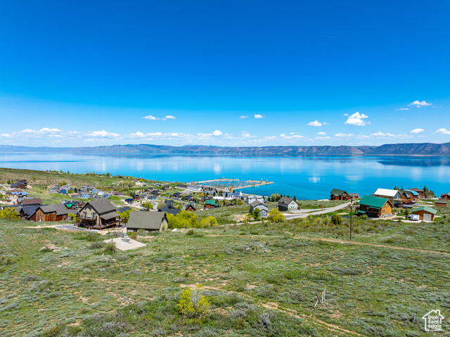 465 N LAKEVIEW RIDGE RD, Garden City UT 84028