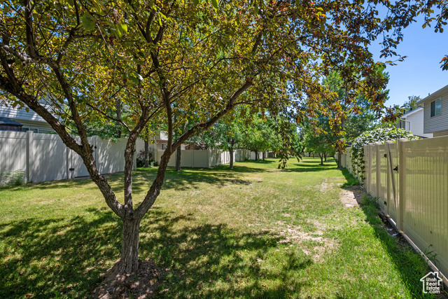 Photo 23 for MLS #2072783 at 962 N Independence