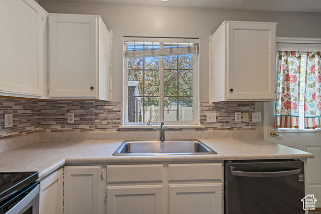 Photo 11 for MLS #2072783 at 962 N Independence