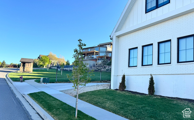 Photo 6 for MLS #2072826 at 4146 N Morning Way