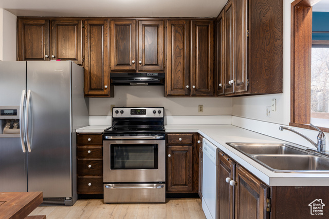 Photo 8 for MLS #2073208 at 2451 W Hard Rock Cir