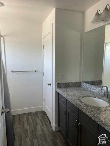 Photo 12 for MLS #2073216 at 4937 E Lake Dr