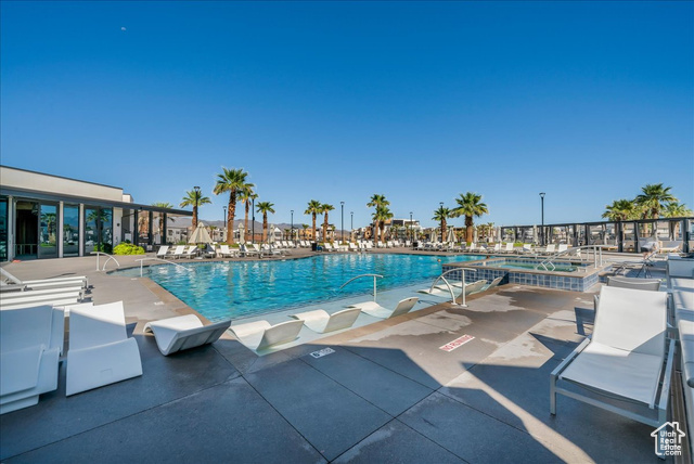 Photo 11 for MLS #2073239 at 875 W Akoya Pearl St #101-B