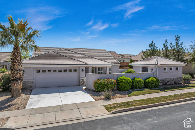 1673 W WARM RIVER DR, St George UT 84790