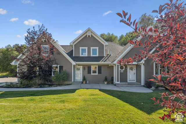 Photo 2 for MLS #2073351 at 2503 W State Road 32