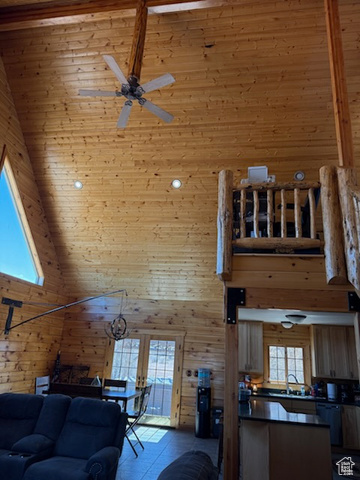 Photo 15 for MLS #2073394 at 18245 W Caravan Ln