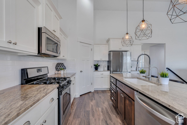 Photo 8 for MLS #2073471 at 9844 N Faust Station Dr