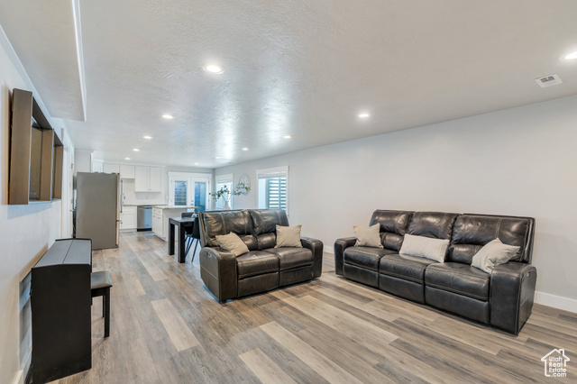 Photo 30 for MLS #2073471 at 9844 N Faust Station Dr