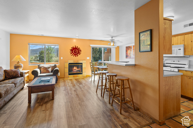 Photo 7 for MLS #2073732 at 3418 E La Camino