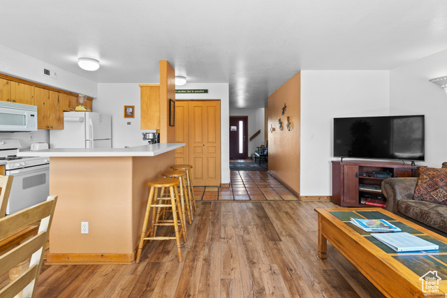Photo 9 for MLS #2073732 at 3418 E La Camino