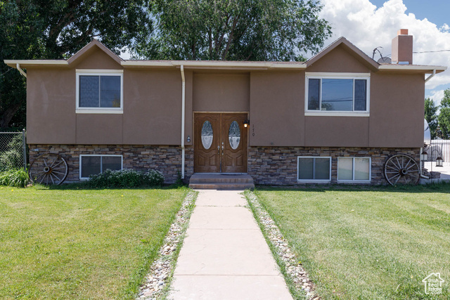 MLS #2073822 - 170 E 400 North