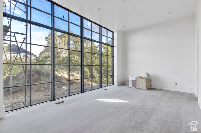 Photo 37 for MLS #2073851 at 2019 E Graystone Ct