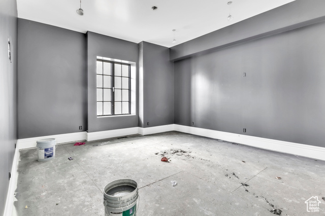 Photo 33 for MLS #2073851 at 2019 E Graystone Ct