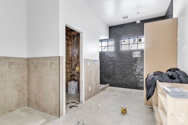 Photo 31 for MLS #2073851 at 2019 E Graystone Ct