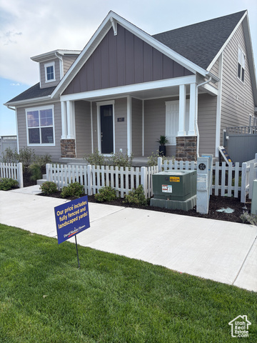 817 W HALVORSEN PKWY, Saratoga Springs UT 84045