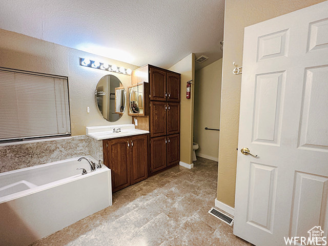 Photo 11 for MLS #2073948 at 2103 S Mountain Vista Ln