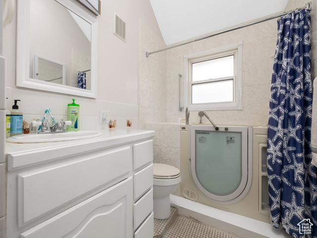 Photo 9 for MLS #2073993 at 9750 S Tayside Dr
