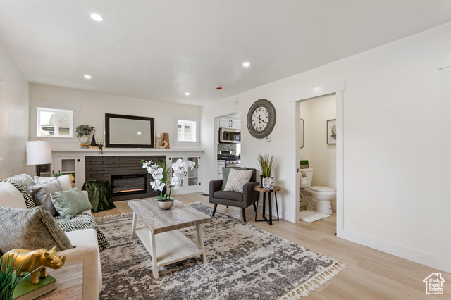 240 E RAMONA AVE, Salt Lake City UT 84115