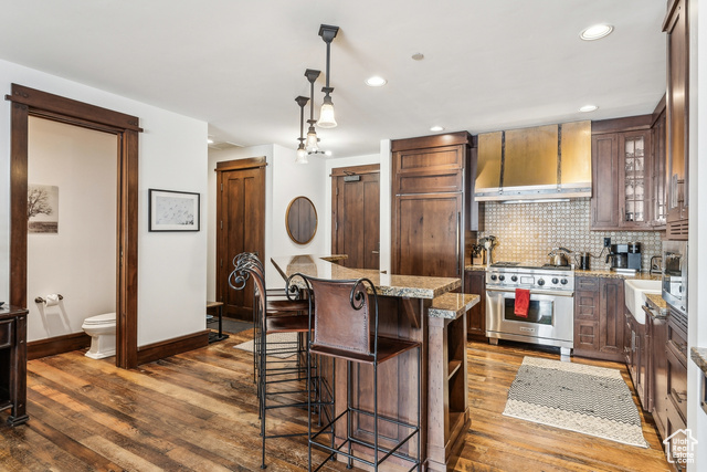 Photo 10 for MLS #2074065 at 8886 Empire Club Dr #201