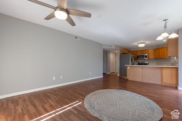 Photo 2 for MLS #2074171 at 1476 W Brunello Dr #C-5