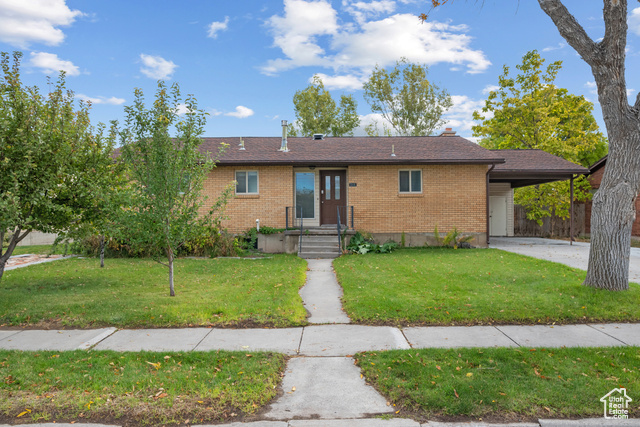 Photo 2 for MLS #2074208 at 284 N Center St