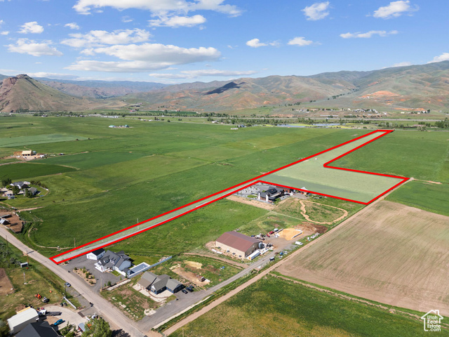 1450 N HENEFER RD, Henefer UT 84033