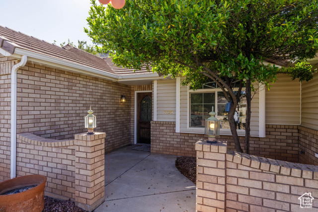 Photo 3 for MLS #2074266 at 1129 Eclipse Dr