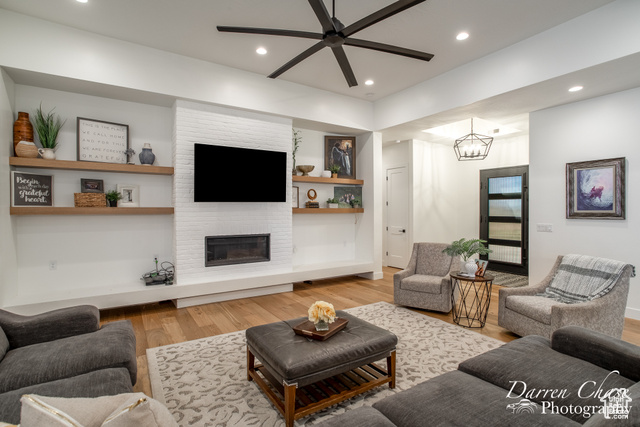Photo 20 for MLS #2074365 at 3169 S Pecos Dr