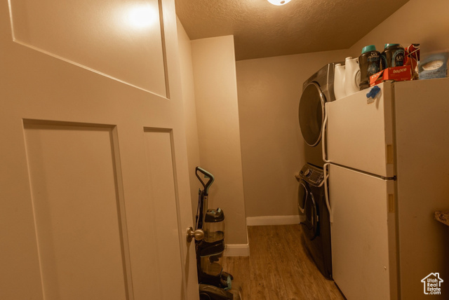 Photo 9 for MLS #2074601 at 660 E 400 North