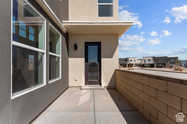 Photo 3 for MLS #2074615 at 518 W Olive Ln