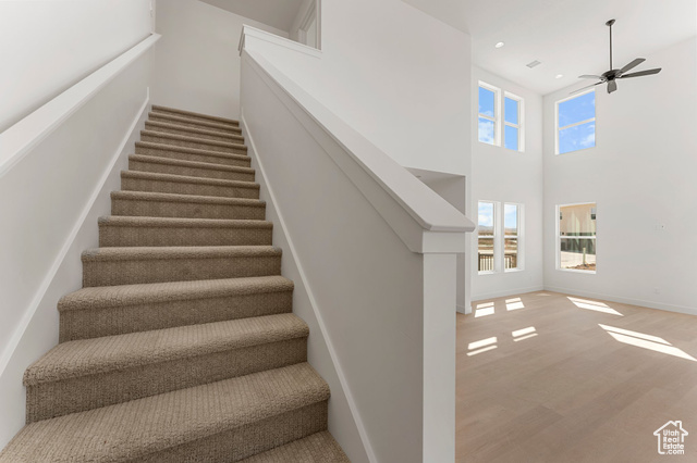 Photo 16 for MLS #2074615 at 518 W Olive Ln