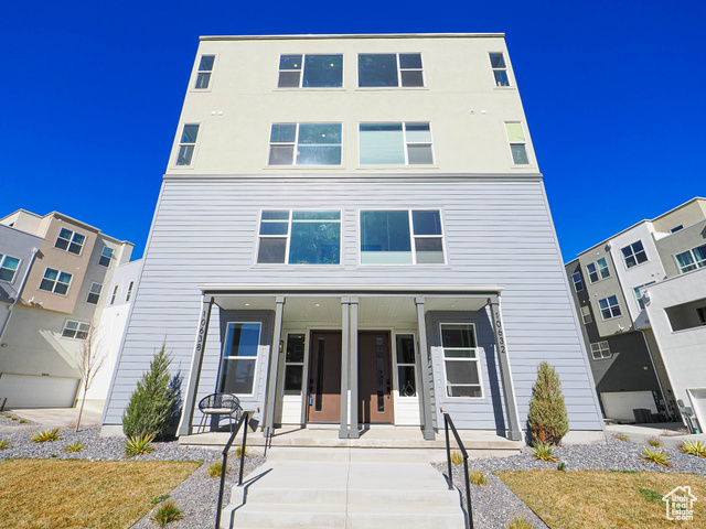 10638 S PIPESTONE WAY #136, South Jordan UT 84009