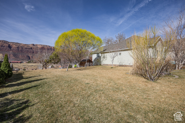 Photo 40 for MLS #2074833 at 98 E Mt Peale Dr