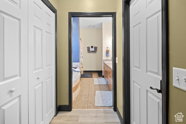 Photo 18 for MLS #2074833 at 98 E Mt Peale Dr
