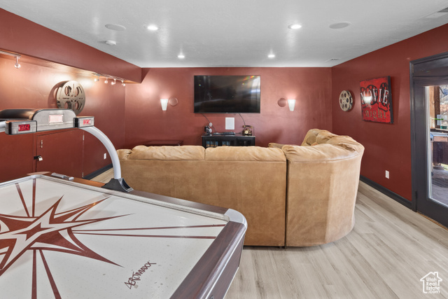 Photo 28 for MLS #2074833 at 98 E Mt Peale Dr