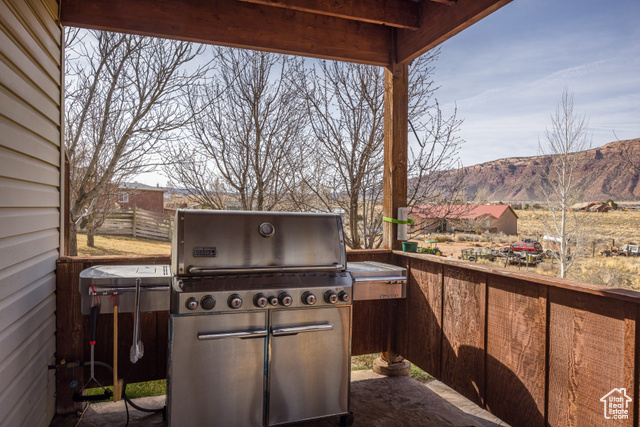 Photo 47 for MLS #2074833 at 98 E Mt Peale Dr