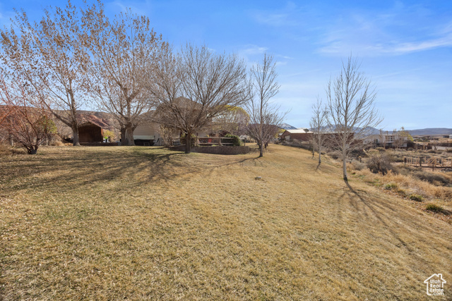 Photo 49 for MLS #2074833 at 98 E Mt Peale Dr