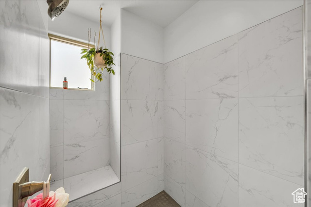 Photo 20 for MLS #2074897 at 687 S Guy Ln #1