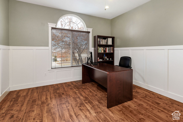 Photo 44 for MLS #2075003 at 240 Bugle Way