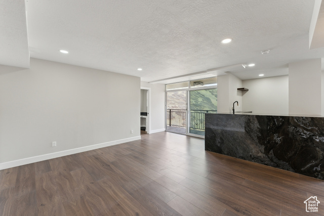 Photo 9 for MLS #2075085 at 875 S Donner Way 1506 Way #1506