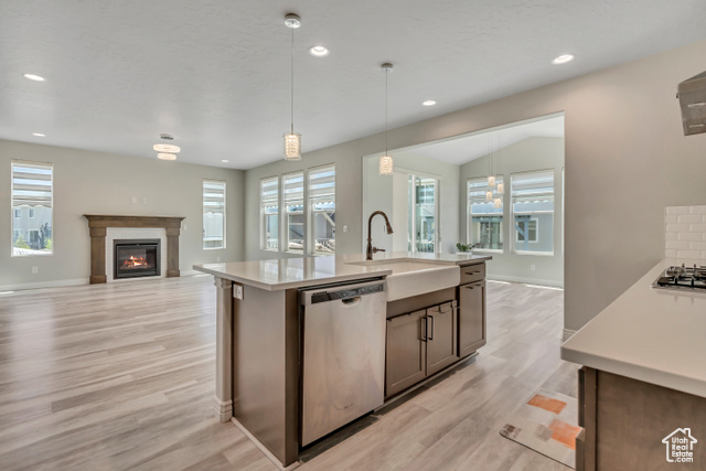 4689 W LACE WOOD DR, West Jordan UT 84084