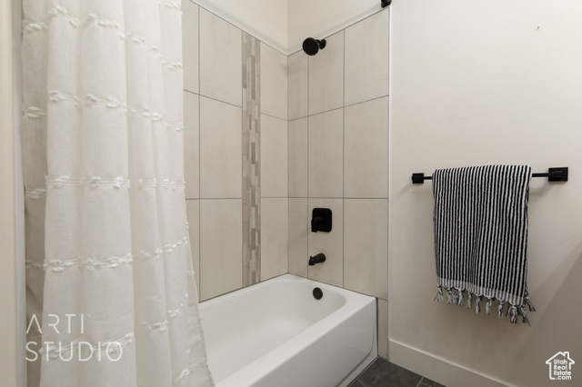 Photo 17 for MLS #2075133 at 2843 E 410 North