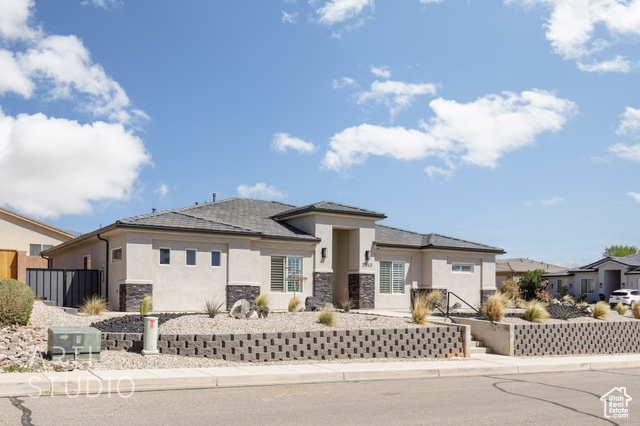 Photo 2 for MLS #2075133 at 2843 E 410 North