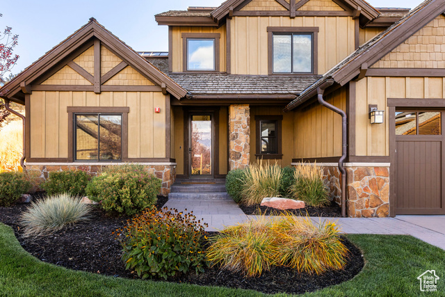 Photo 28 for MLS #2075256 at 254 N Abajo Peak Way